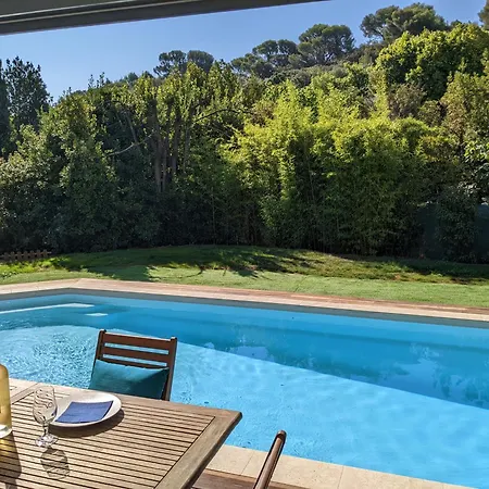 Dom wakacyjny Maison Privee Avec Piscine - Cap Brun - Proche Des Plages *